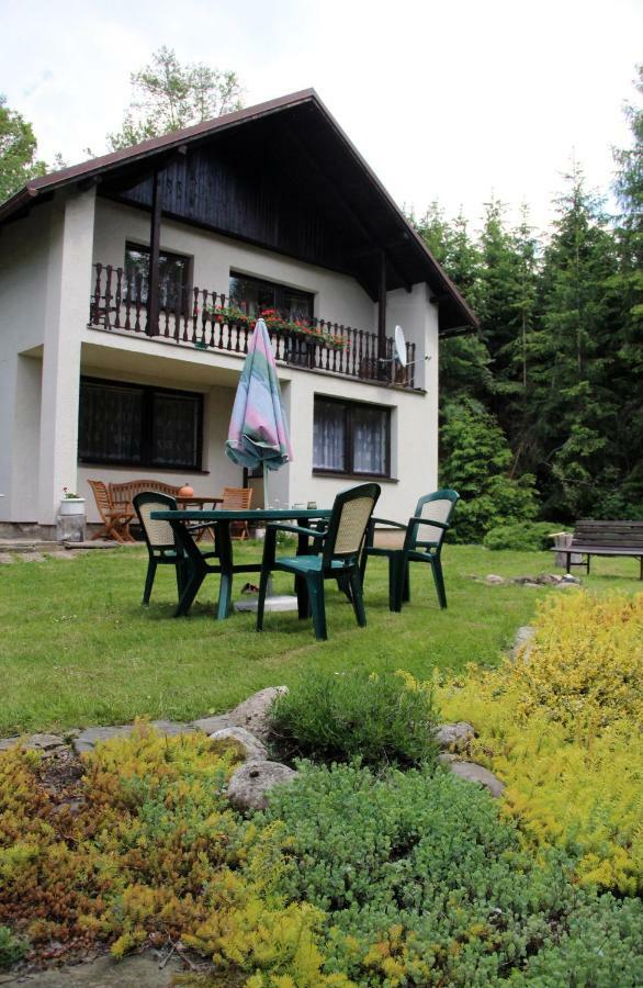 Spacious House At The Gate Of Giant Mountains Vichova nad Jizerou Exterior photo
