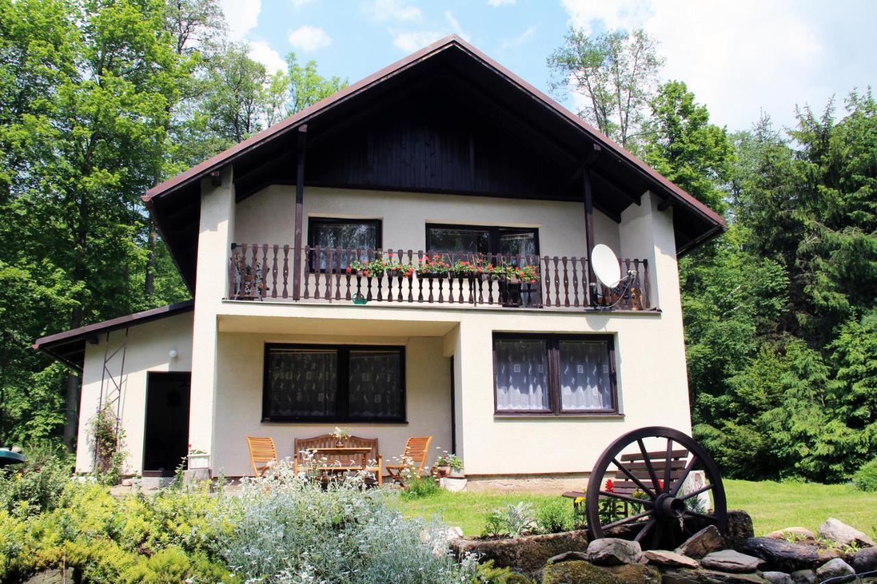 Spacious House At The Gate Of Giant Mountains Vichova nad Jizerou Exterior photo